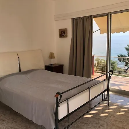Sea View Apartment With Swimning Pool Mesongi Exterior photo