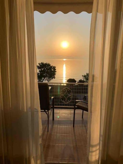 Appartement Sea View With Swimning Pool *